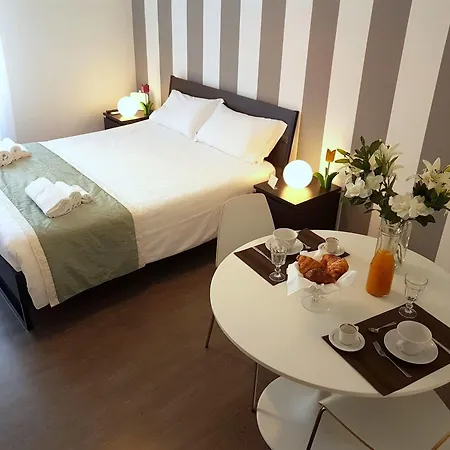 Heart - San Sepolcro Duomo Hotel